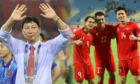 Đồng hương HLV Kim Sang Sik nguy cơ bị sa thải, ĐT Việt Nam hưởng lợi lớn trước AFF Cup 2024?