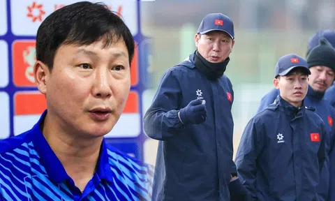 HLV Kim Sang Sik làm điều đặc biệt trước AFF Cup 2024, tiết lộ nghệ thuật 'đắc nhân tâm' ở ĐT Việt Nam