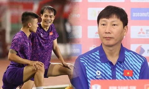 Tin bóng đá trưa 17/12: ĐT Việt Nam mất trụ cột?; HLV Kim Sang Sik nhận cảnh báo tại AFF Cup 2024