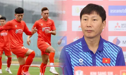 Đội bóng V.League 'quay lưng' với ĐT Việt Nam, người thay HLV Kim Sang-sik có quyết định khó tin