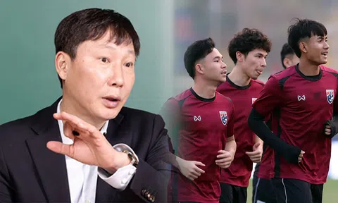 HLV Kim Sang-sik đón tin vui, ngôi sao từng 'xé lưới' ĐT Việt Nam nhận vinh dự lớn