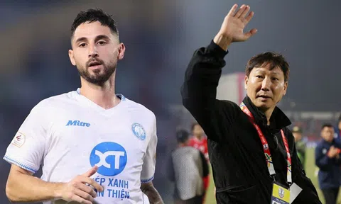 Sao Việt kiều nhận 'đặc quyền', HLV Kim Sang-sik đón hậu vệ 'xịn' lên ĐT Việt Nam