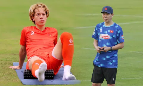 Ngôi sao Việt kiều 'tự bắn vào chân', HLV Kim Sang-sik gây bất ngờ ở danh sách ĐT Việt Nam?