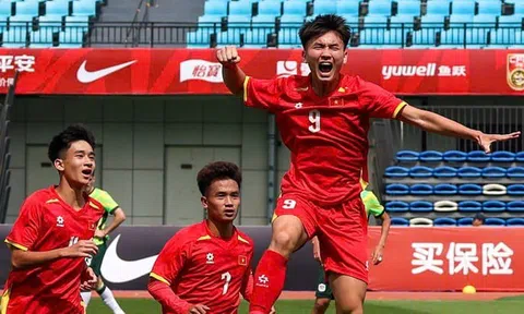 Con trai Quang Hải xé lưới ông lớn châu Á, ĐT Việt Nam tạo 'địa chấn' tại Trung Quốc