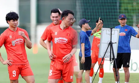 ĐT Việt Nam lộ 'từ huyệt' trước trận gặp Malaysia, HLV Kim Sang-sik có phương án ứng biến