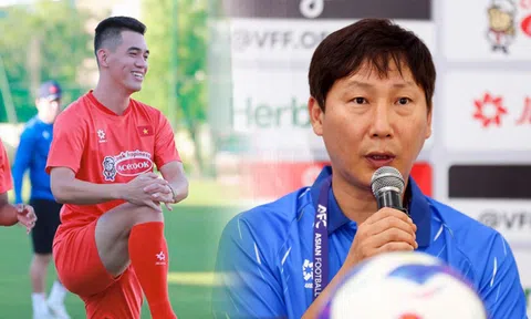Tiến Linh nhận tin kém vui, trụ cột ĐT Việt Nam khiến HLV Kim Sang-sik lo sốt vó