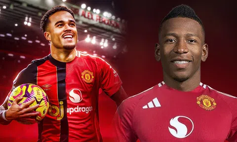 Tin chuyển nhượng sáng 7/6: Man United xác nhận chiêu mộ Kluivert; MU nhắm người thay Luke Shaw