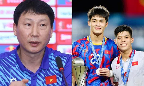 HLV Kim Sang-sik trao đặc quyền cho báu vật của HAGL, U23 Việt Nam bất ngờ có biến động lớn