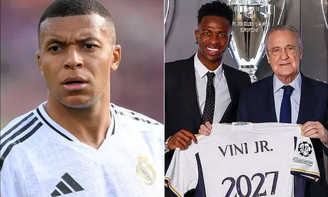 Ghen tỵ với Mbappe, Vinicius ra yêu sách để ở lại Real Madrid khiến Chủ tịch Perez 'nóng mắt'
