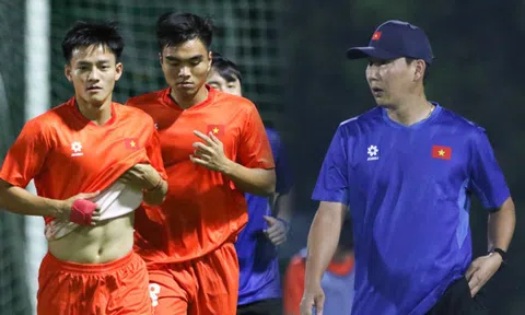 Điểm tin BĐVN trưa 15/7: U23 Việt Nam gặp sự cố; HLV Kim Sang-sik mắc sai lầm lớn?