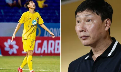 Trụ cột U23 Việt Nam chấn thương nặng, HLV Kim Sang-sik gọi Cầu thủ trẻ xuất sắc nhất V.League