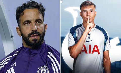 Man United bị Tottenham 'trả đũa' vụ Mbeumo, HLV Ruben Amorim mất mảnh ghép hoàn hảo ở hàng tiền vệ