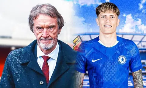 Sir Jim Ratcliffe tung đòn quyết định vụ Garnacho, Chelsea 'giải cứu' thành công người thừa Man Utd