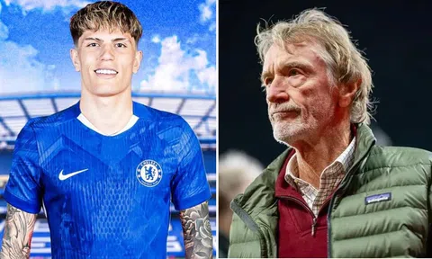 Sir Jim Ratcliffe bị Chelsea 'dằn mặt', Garnacho rời Manchester United theo thỏa thuận khó tin?