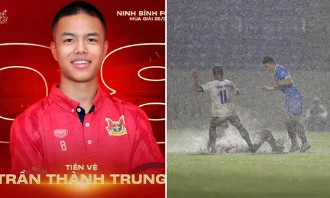 Tin bóng đá tối 26/8: Tân binh ĐT Việt Nam gây sốt; V.League chịu hậu quả nghiêm trọng từ bão số 5