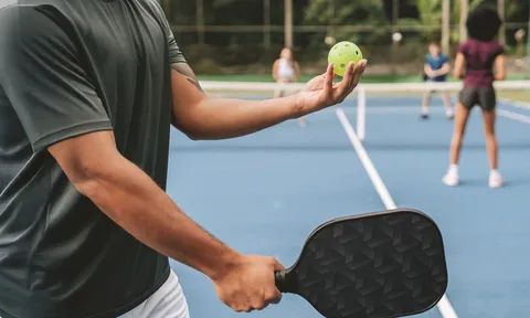 Toàn thắng trước vợ cũ trên sân pickleball, chàng trai không được phép nhìn mặt con