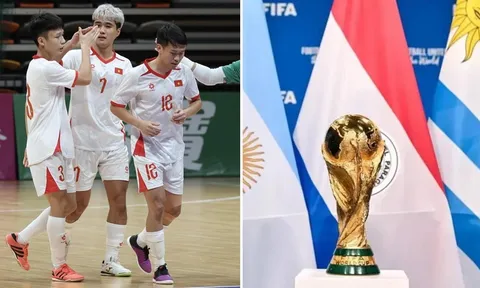 Tin bóng đá tối 25/9: ĐT Việt Nam gây sốt với 'cú ăn 4'; FIFA mở đường tới World Cup 2030