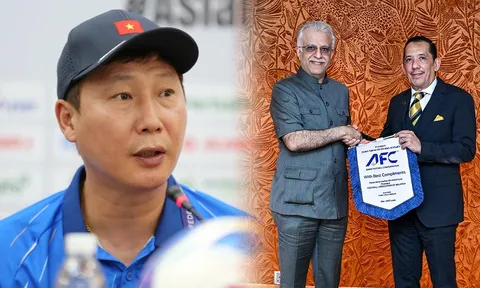 Điểm tin BĐVN 9/10: Malaysia được AFC vinh danh; HLV Kim Sang-sik làm điều chưa từng có
