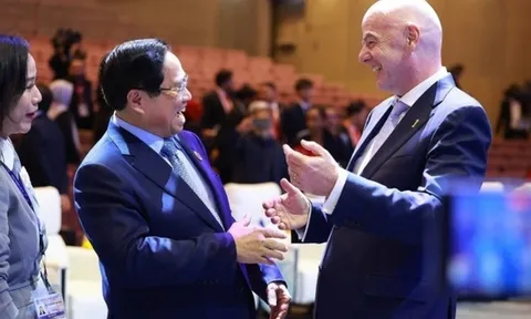 Chủ tịch FIFA úp mở kế hoạch chưa từng có, bóng đá Việt Nam đứng trước bước nhảy vọt