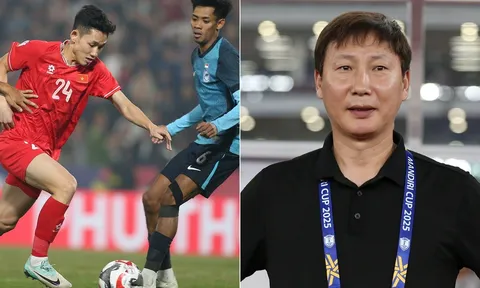 ĐT Việt Nam đối mặt khủng hoảng, HLV Kim Sang-sik đứng ngồi không yên trước trận gặp Lào