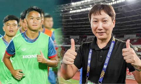 Chính thức bị gạch tên ở U22 Việt Nam, sao Việt kiều liên tục 'bắn tín hiệu' đến HLV Kim Sang-sik