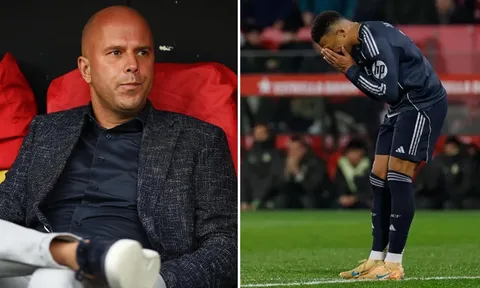 Kết quả bóng đá hôm nay: Real Madrid nhận tin dữ trên BXH La Liga; Liverpool sa thải HLV Arne Slot?