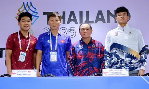 HLV Kim Sang-sik nhắc khéo trọng tài, U22 Việt Nam cảnh báo Thái Lan trước Chung kết SEA Games 33