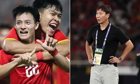 HLV Kim Sang Sik giữ 'bùa may mắn', U23 Việt Nam có thần hộ mệnh chống lưng