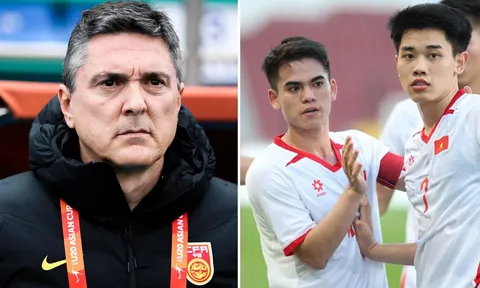 Tin bóng đá tối 19/1: 4 ngôi sao U23 Việt Nam nhận cảnh báo; Rộ tin HLV U23 Trung Quốc bị sa thải