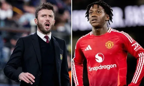 'Quay xe' với Kobbie Mainoo, Man United hoàn tất bản hợp đồng mới đầu tiên dưới thời HLV Carrick?