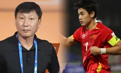 Điểm tin BĐVN 31/1: HLV Kim Sang-sik nhận quà 'khủng'; AFC chính thức báo tin vui cho Đình Bắc