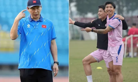 Đoàn Văn Hậu 'sát cánh' cùng Đình Bắc, HLV Kim Sang Sik mừng thầm trước ngày ĐT Việt Nam hội quân