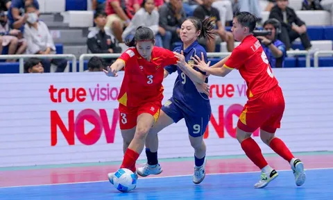 ĐT Việt Nam thua cay đắng Thái Lan, CĐV Đông Nam Á chỉ thẳng sai lầm của trọng tài