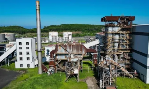 Lộ diện nguồn cung xăng E10 cho 80 triệu phương tiện: Nhà máy Dung Quất hoạt động sau thập kỷ ‘đắp chiếu’