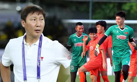 Danh sách ĐT Việt Nam có biến động lớn, HLV Kim Sang-sik loại 2 thủ môn trước 'đại chiến' Malaysia