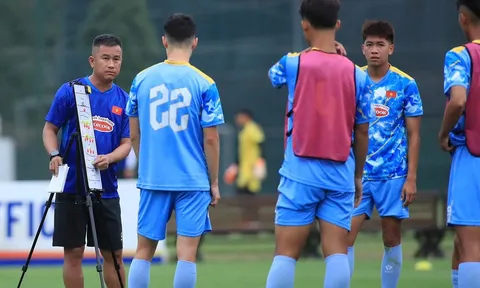 U23 Việt Nam đối mặt thách thức lớn, người thay thế HLV Kim Sang Sik buộc phải 'lựa cơm gắp mắm'
