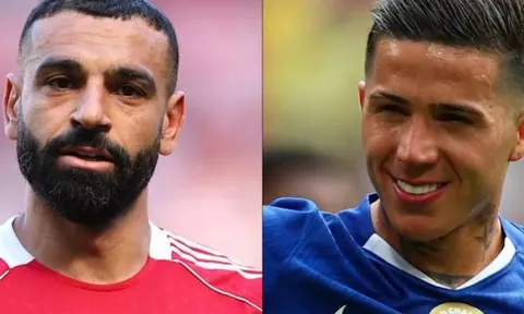 Tin Chuyển Nhượng 4/5: Arsenal gây sốc vì Enzo Fernandez, Man City 'cướp hàng' Man Utd