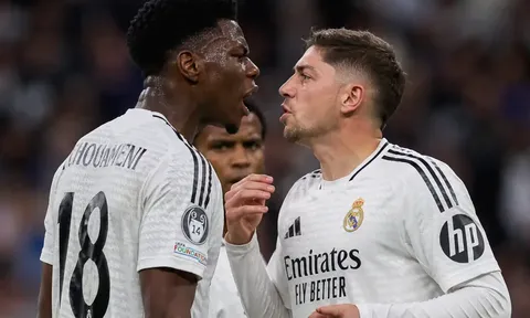 Toàn cảnh tình hình phòng thay đồ Real Madrid: Valverde nhập viện, Mbappe bị CĐV quay lưng