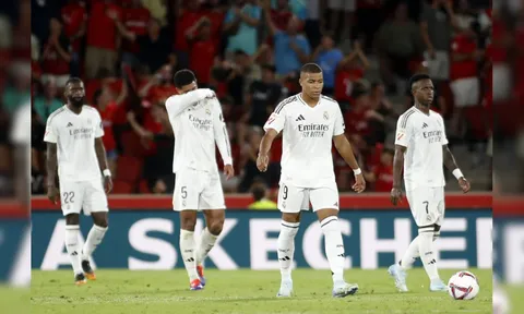 Real Madrid sụp đổ toàn diện: Từ tham vọng “Galacticos 3.0” đến mùa giải hỗn loạn chưa từng thấy