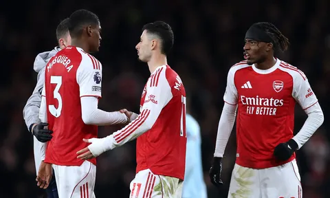 Cựu hậu vệ Arsenal khuyên ngôi sao cánh trái rời Emirates nếu Arteta vô địch Ngoại hạng Anh