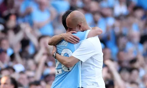 Wayne Rooney chỉ trích Man City sau hành động gây tranh cãi trước Aston Villa