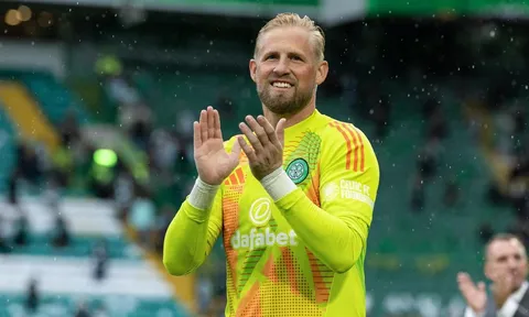 Kasper Schmeichel giải nghệ ở tuổi 39 sau chấn thương nghiêm trọng
