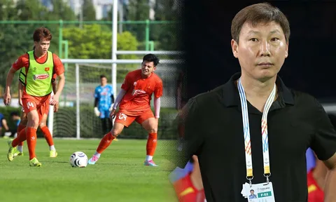 Danh sách ĐT Việt Nam dự ASEAN Cup 2026 có biến, HLV Kim Sang-sik gạch tên đồng đội Hoàng Đức