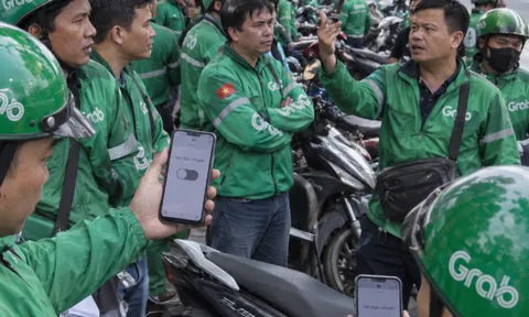 Thực hư tin loạt tài xế đình công, kêu gọi nhau tắt ứng dụng dừng hoạt động khiến ‘Grab tê liệt’?