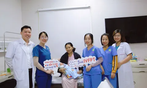 Phú Thọ: Thêm một phụ nữ 52 tuổi sinh con khoẻ mạnh nhờ kỹ thuật IVF tại Bệnh viện Sản Nhi tỉnh