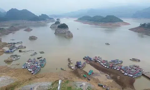 Hồ Hòa Bình: Mực nước giảm bất thường, cơ quan chức năng cần vào cuộc làm rõ nguyên nhân và tác động