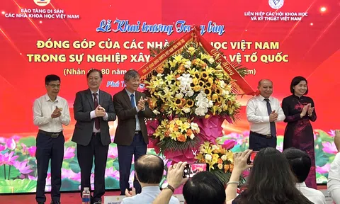 Trí thức Việt Nam: 80 năm dấn thân và đồng hành cùng vận mệnh dân tộc
