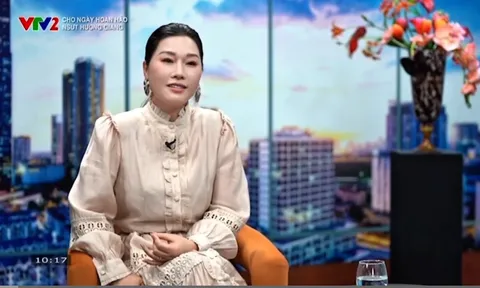 NSƯT Hương Giang trao đổi về âm nhạc cách mạng với VTV