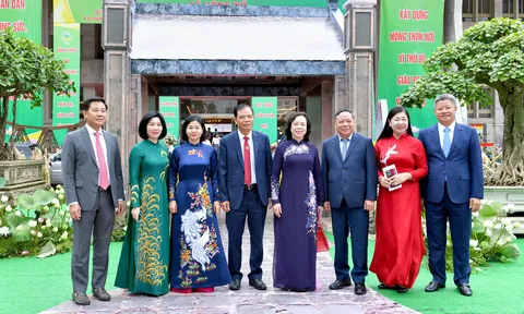 Triển lãm thành tựu 15 năm xây dựng Nông thôn mới Hà Nội: Khi sản phẩm làng nghề kể câu chuyện văn hoá