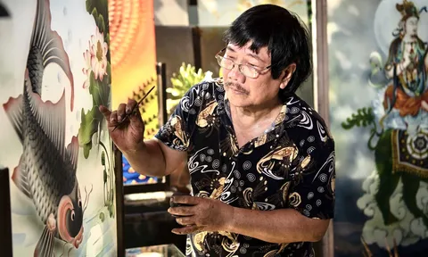 Phạm Hồng Vinh: Người khai mở và định hướng cho nghề tranh kính nghệ thuật 